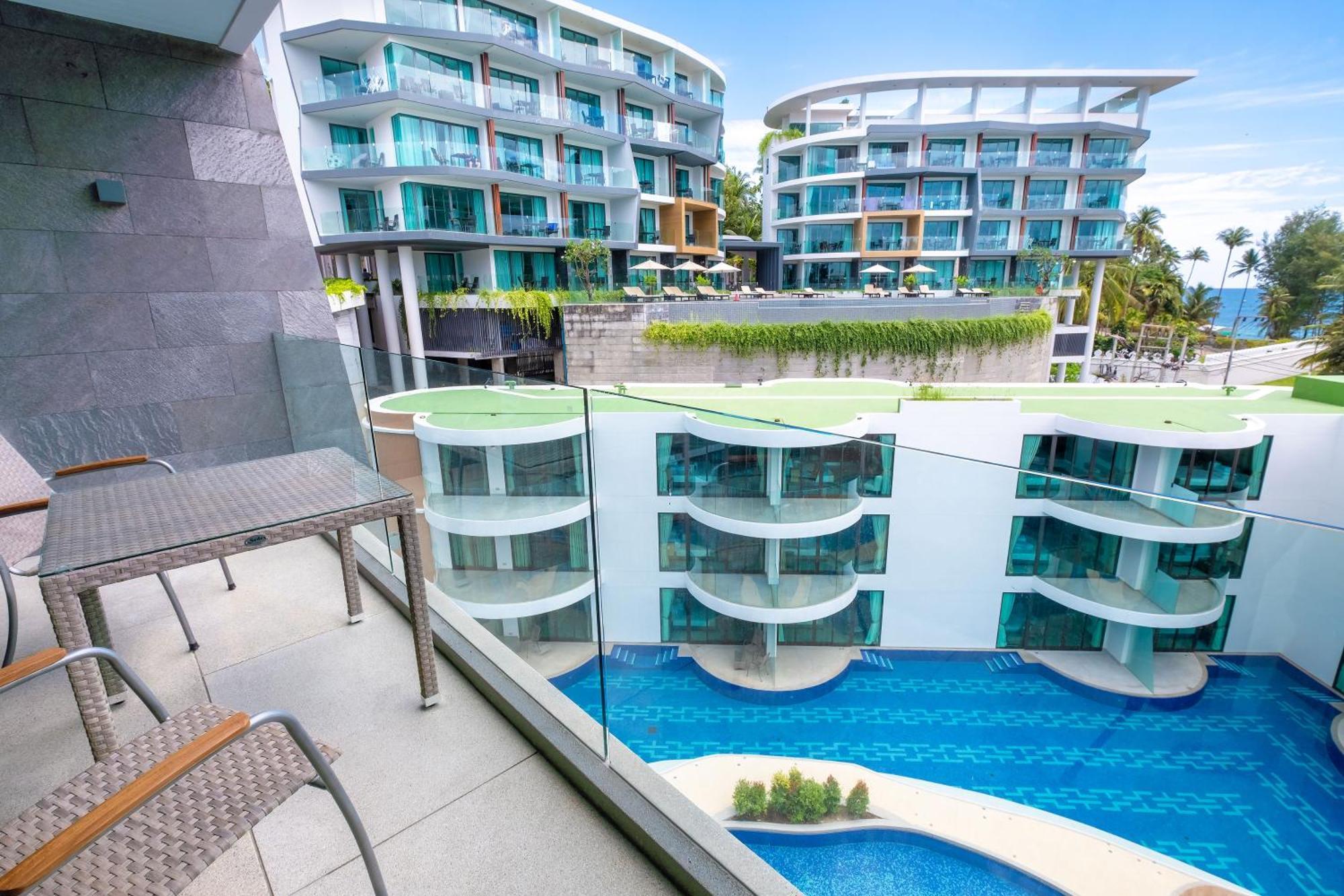 Lets Phuket Twin Sands Resort & Spa Patong Экстерьер фото
